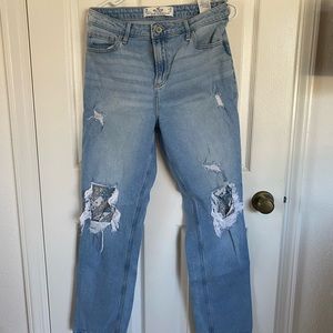 Hollister Jeans Curvy High Rise ‘90s Vintage Straight - Size 7R W 28” L 31”